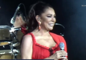 Pantoja, pletorica en su vuelta a los escenarios