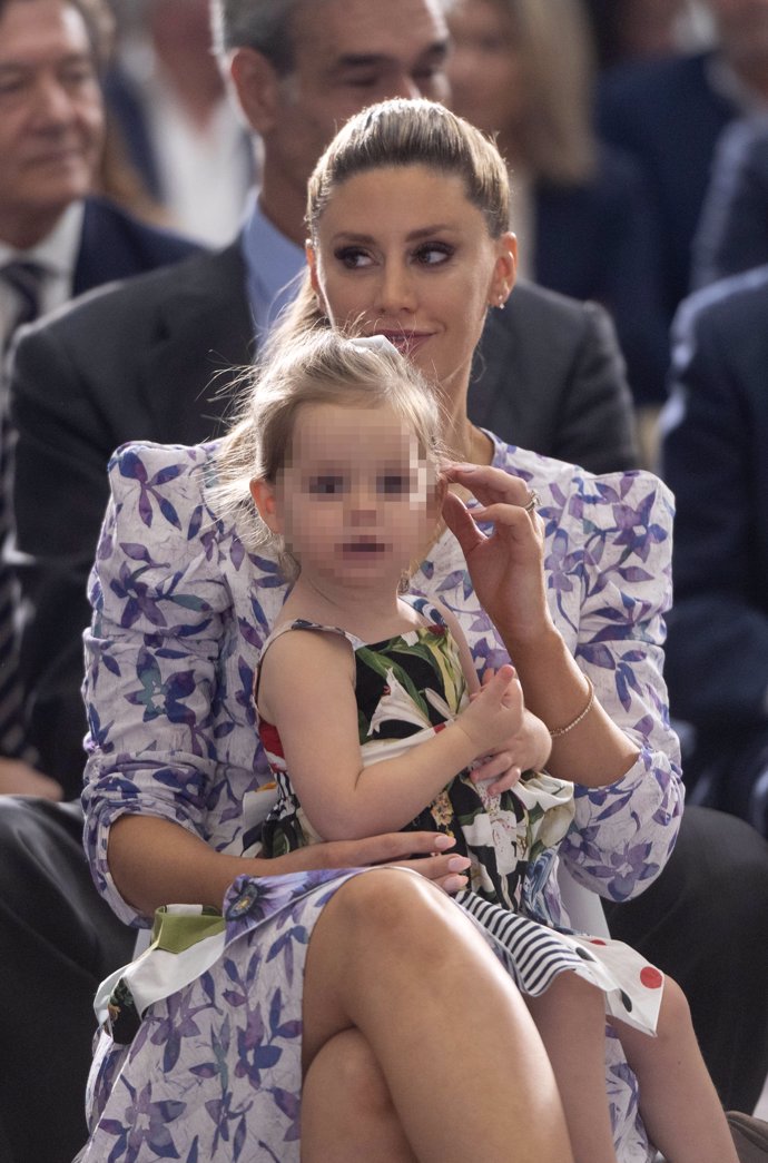 Catherine McDonnell y la pequeña Elisabet Gianna