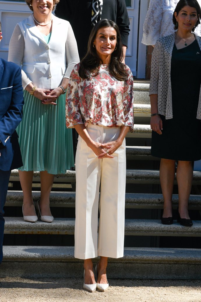 Doña Letizia, con un look de lo más favorecedor