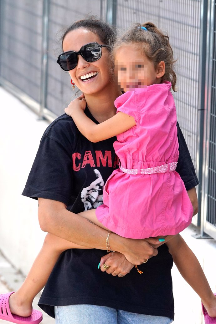 Gloria, feliz con su sobrina Rocío