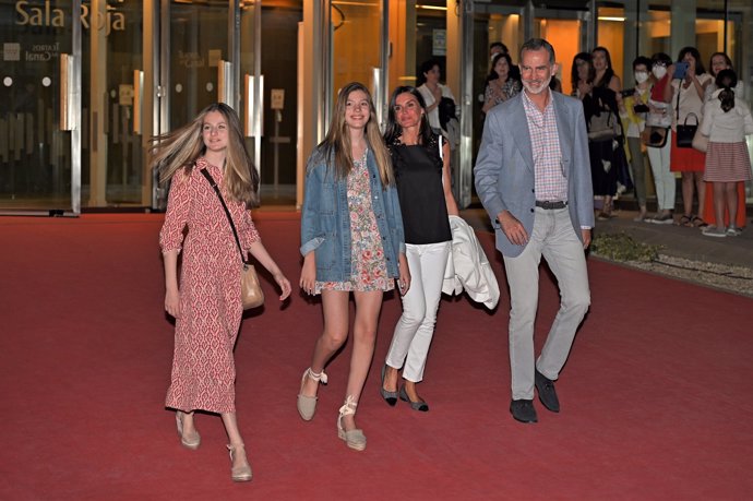 Leonor estrenó en junio el vestido que ha lucido la Reina este  miércoles