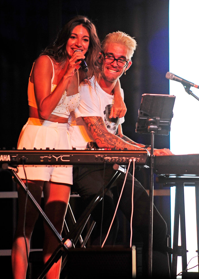 Ana Guerra, gran apoyo de Víctor Elías tras el fallecimiento de su madre