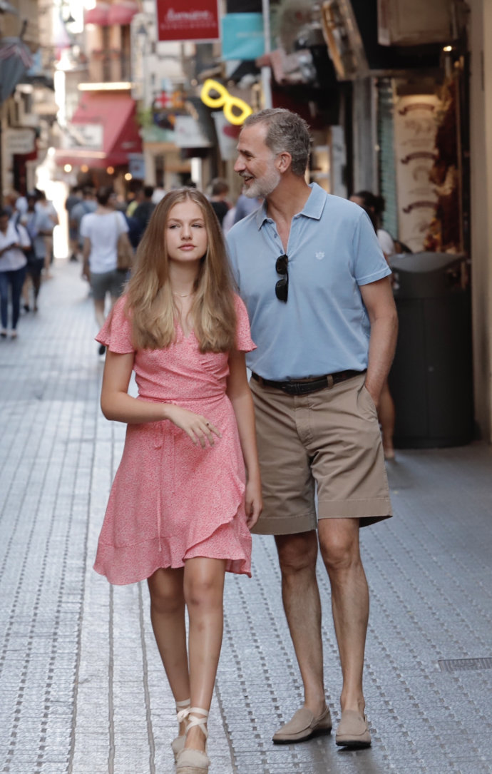 Don Felipe y Leonor, durante el paseo