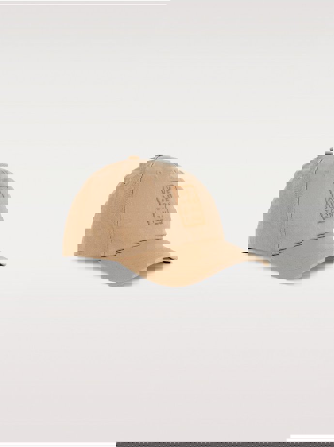 Las gorras son una clave de cualquier look