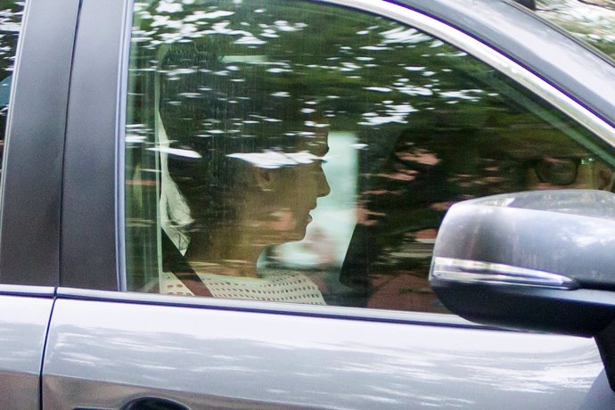 Victoria Federica, abandonando el hospital