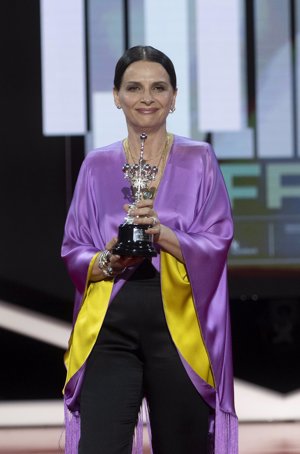 Juliette ha agradecido el reconocimiento a su fiel compañero: el silencio