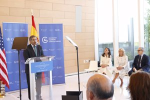 Doña Letizia y Jill Biden han presidido el acto central del 'Día Mundial en la Investigación en Cáncer'