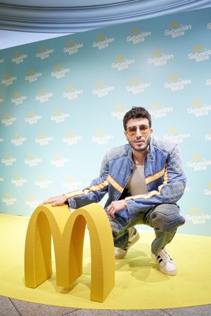 Sebastián Yatra presenta su menú favorito de McDonald’s en Madrid