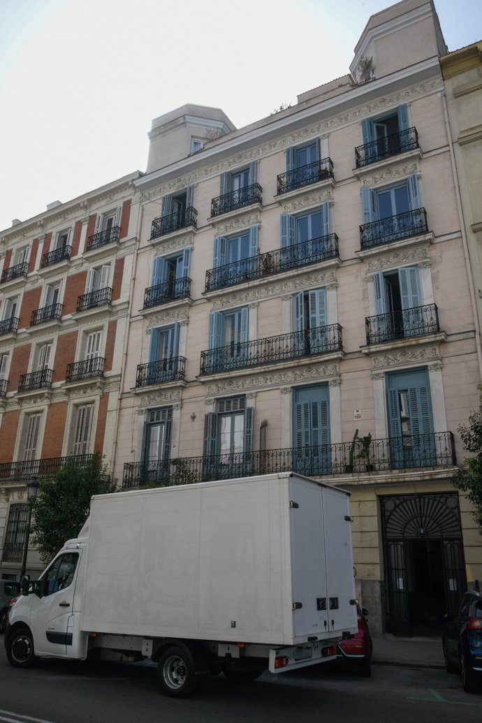 Íñigo Onieva ha sacado sus cosas de la casa que compartía con Tamara