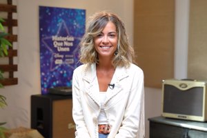 Sofía Ellar interpreta 'Quien siempre busqué, una de las bandas sonoras de esta Navidad