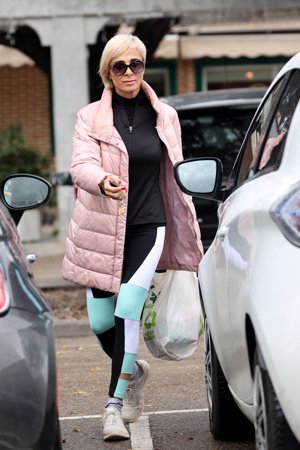 La colaboradora, con look deportivo