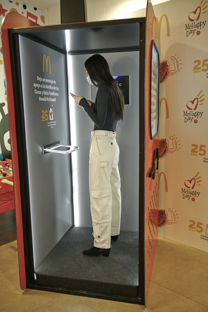 El walkie talkie gigante de McDonald's