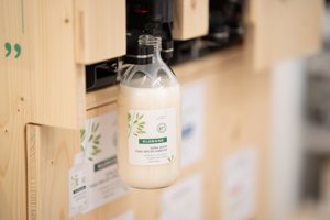 Sistema de venta a granel que Pierre Fabre ha instalado en farmacias