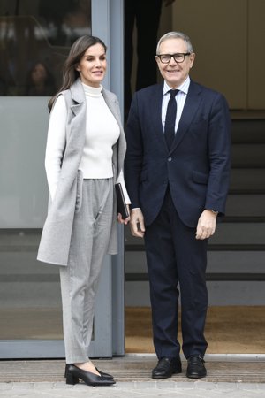 Doña Letizia ha desafiado a las bajas temperaturas sin abrigo