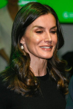 La monarca ha recuperado unos pendientes de perlas cultivadas de Tous