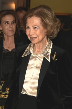 Doña Sofía recupera poco a poco la sonrisa tras la muerte de Constantino II