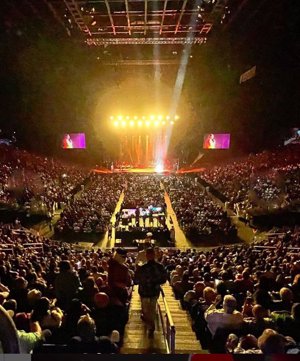 El Coliseo de San José, lleno absoluto