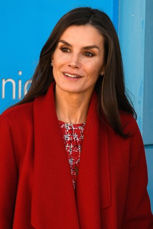 La Reina ha demostrado que el rojo sigue teniendo protagonismo en su vestidor