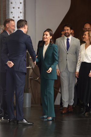 Doña Letizia, a su llegada a la proyeccción