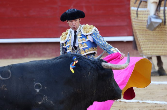 Cayetano ha toreado este domingo en Valencia