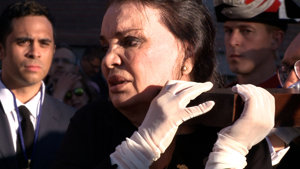 María José portó el Cristo sobre su hombro