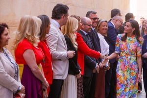 Doña Letizia ha estrenado un vestido de flores