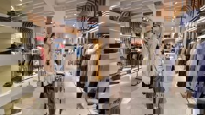 La marca española de moda masculina ha inaugurado su nueva boutique en Sevilla