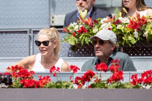 Belén Rueda se ha dejado ver bien acompañada en el tenis