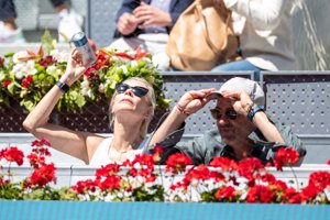 Belén se echó agua por encima para combatir las altas temperaturas