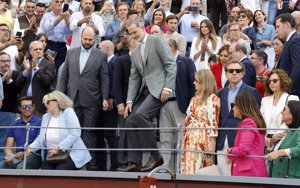 Don Felipe ha sido recibido con vítores y aplausos