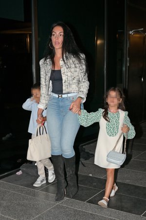 Georgina, con sus hijos Eva y Mateo