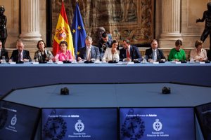 Los Reyes han sustituido en este acto a Leonor, Princesa de Asturias