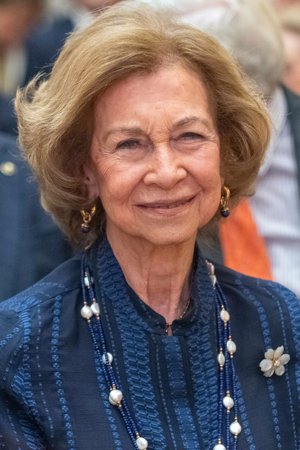 La Reina Sofía reaparece tras la graduación de Irene Urdangarin de lo más sonriente