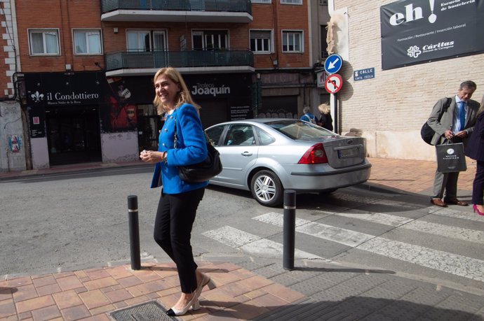 Doña Cristina, volcada en sus compromisos profesionales