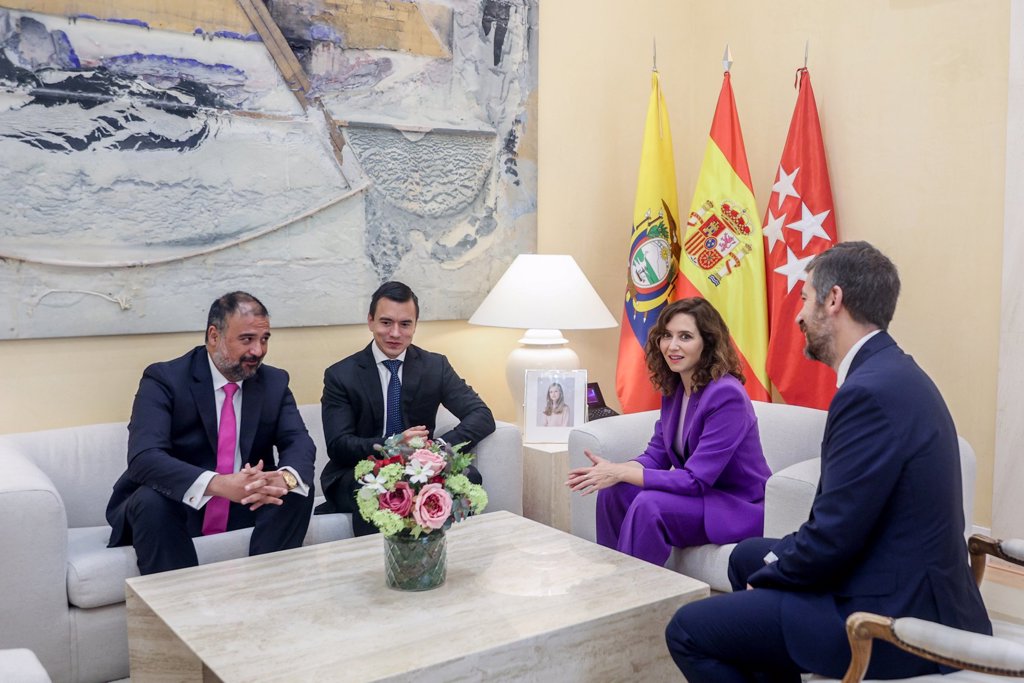 Ayuso concede a Daniel Noboa la Medalla Internacional de la Comunidad ...