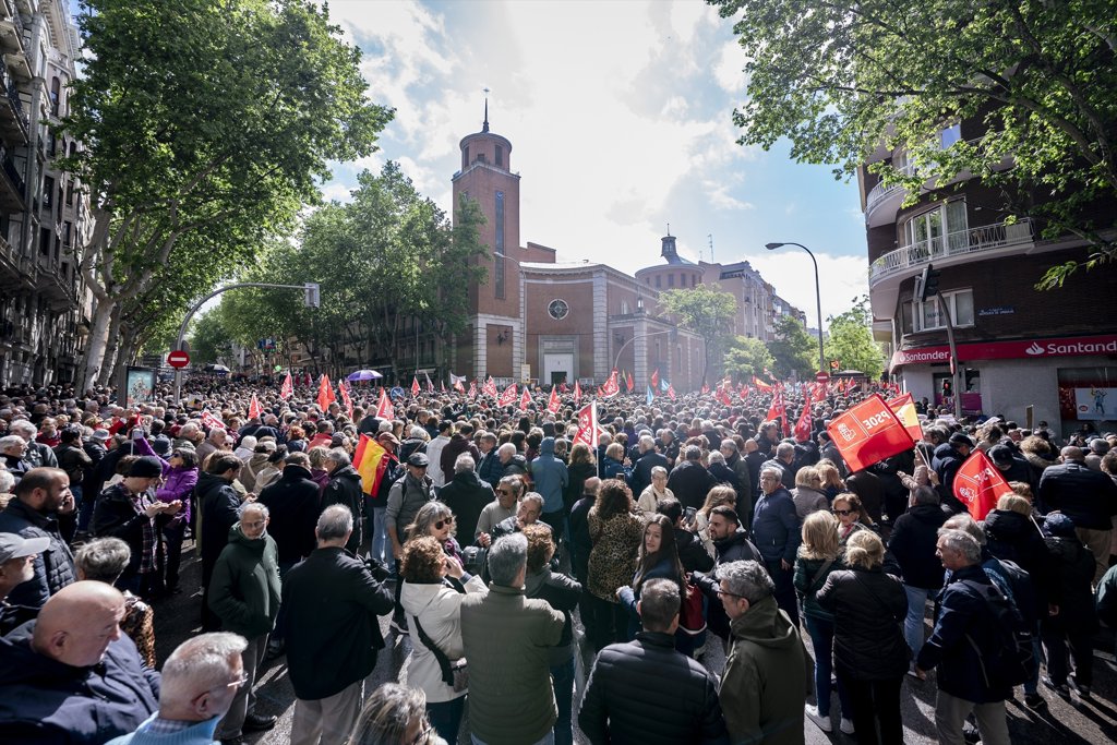 El PSOE convierte el Comité Federal en un gran acto de apoyo a Sánchez ...