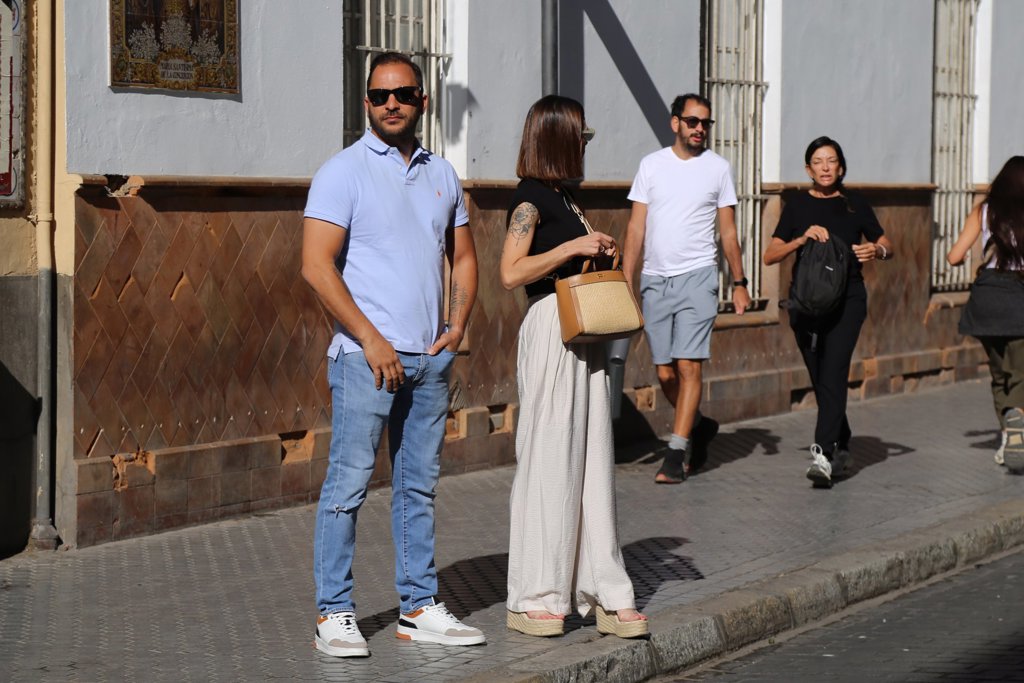 Antonio Tejado, inseparable de su madre y Samara, se permite un capricho y  se va de compras tras su salida de prisión