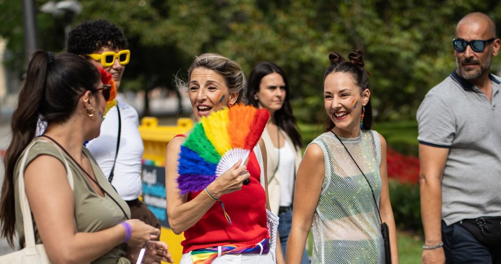 Decenas de miles de personas marchan en el Orgullo de Madrid al grito ...