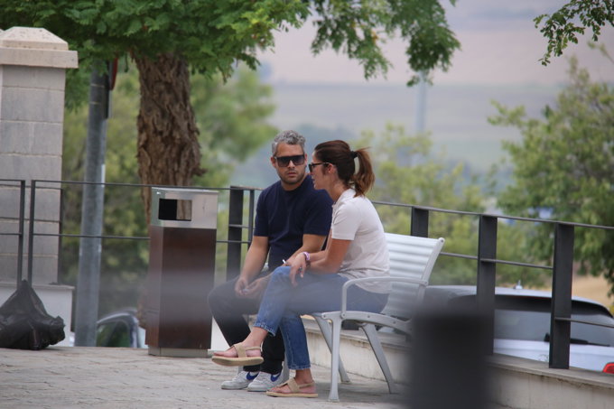 Rostros de dolor, y luto riguroso, en el último adiós de la familia Ortega Cano a Michu en su funeral