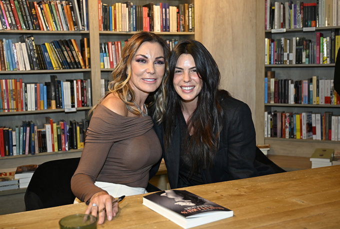 Las frases más impactantes de Mar Flores en la presentación de su libro:  "Llegué como una muñeca rota y soy un mujerón"