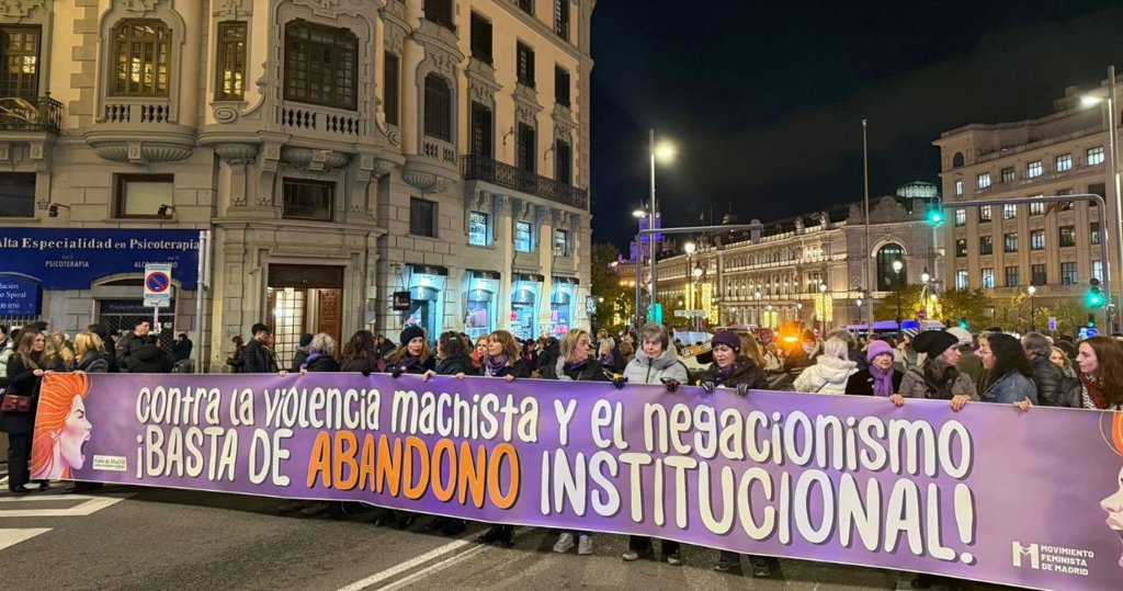 Miles de mujeres alzan la voz por las calles de toda España contra la violencia machista y el negacionismo