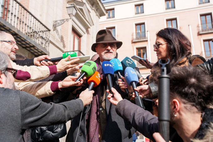 De la Reina Letizia, a Ana Rosa Quintana. El multitudinario adiós al periodista  Raúl del Pozo, en imágenes