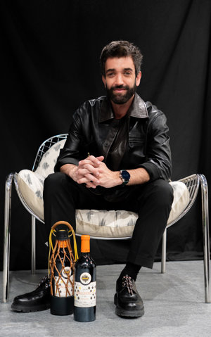 La moda y el vino se unen en la MBFWMadrid: una reivindicación de la artesanía desde la pasarela