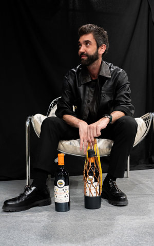 La moda y el vino se unen en la MBFWMadrid: una reivindicación de la artesanía desde la pasarela