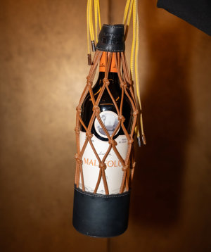 La moda y el vino se unen en la MBFWMadrid: una reivindicación de la artesanía desde la pasarela