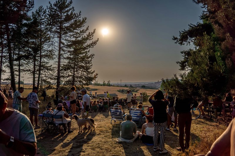 https://img.europapress.es/fotoweb/fotogaleriafamosos_298200.jpg