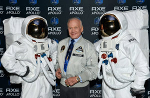 Buzz Aldrin en la presentación de Estados Unidos de AXE Apollo