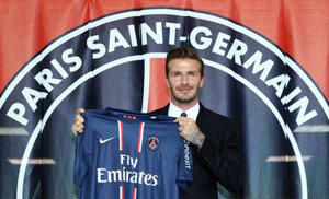 Facebook David Beckham: El jugador posando con la camiseta de su nuevo equipo