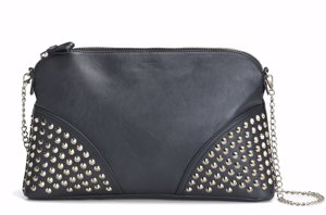 Bolso negro con tachuelas Mango CPV
