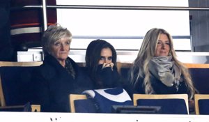 Victoria Beckham pasa mucho frío durante el debut de David